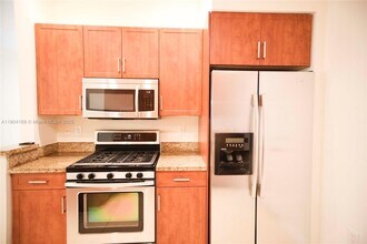 12654 NW 32nd Pl in Sunrise, FL - Building Photo - Building Photo