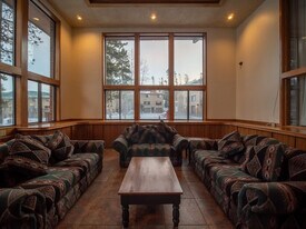 743 Lagoon Dr in Frisco, CO - Building Photo