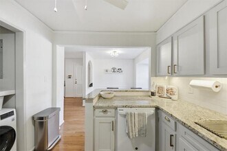 133 Woodmere Square NW in Atlanta, GA - Building Photo - Building Photo