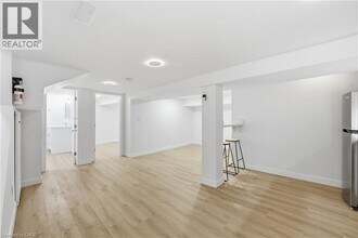 51 Barnesdale Ave S in Hamilton, ON - Building Photo - Building Photo