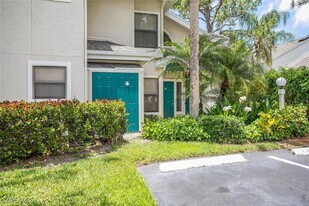 81 Emerald Woods Dr in Naples, FL - Building Photo