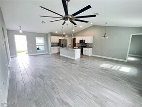 2302 NE 35th St in Cape Coral, FL - Building Photo - Building Photo
