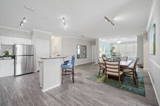 The Grand Reserve at Tampa Palms Apartments in Tampa, FL - Building Photo - Building Photo