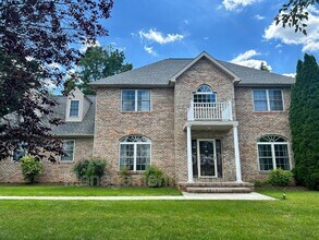 104 Buckingham Pl in Waynesboro, VA - Building Photo - Building Photo