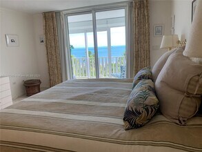 200 Ocean Ln Dr in Key Biscayne, FL - Building Photo - Building Photo