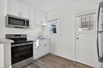 525 Chestnut Ave in Long Beach, CA - Building Photo - Building Photo