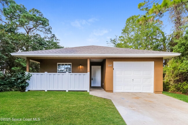 1545 20th Ave SW in Vero Beach, FL - Building Photo - Building Photo