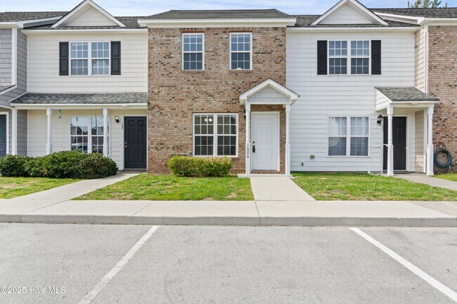 property at 1006 Springwood Dr