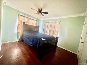 830 S Missouri Ave in Mercedes, TX - Foto de edificio - Building Photo