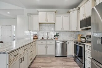 2521 S Vera Crest Dr in Spokane Valley, WA - Foto de edificio - Building Photo