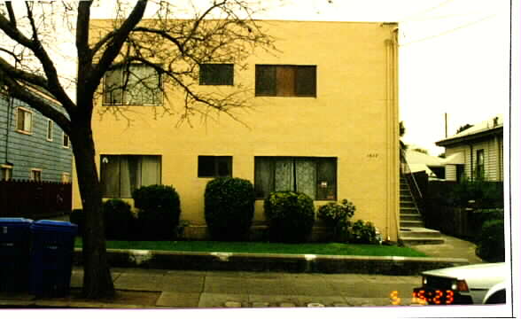 Bay Street Apartments in Alameda, CA - Foto de edificio