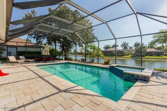 8949 Lely Island Cir in Naples, FL - Building Photo - Building Photo