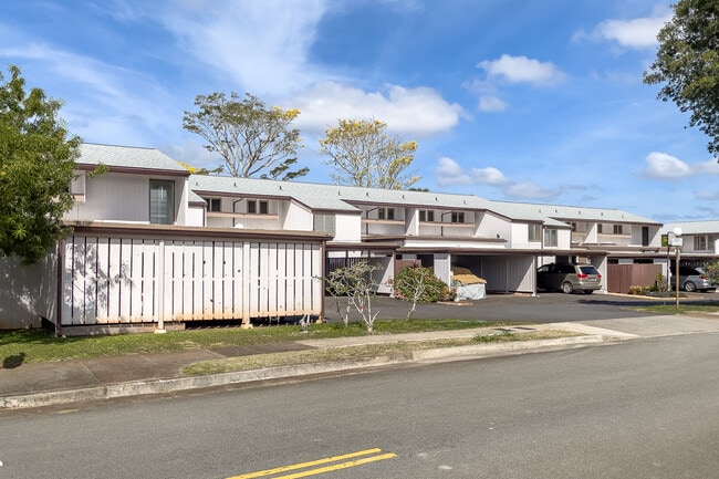 Mililani Town Houses in Mililani, HI - Building Photo - Building Photo