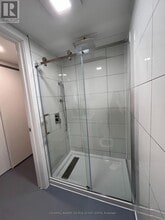 8 York St in Ajax, ON - Building Photo - Building Photo