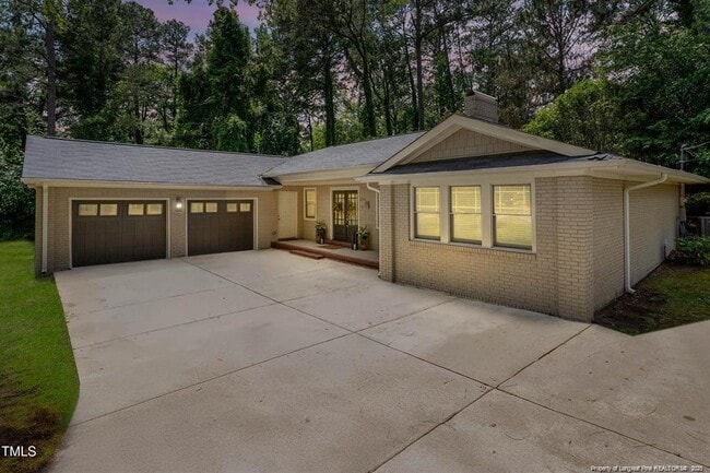 property at 334 Westview Dr