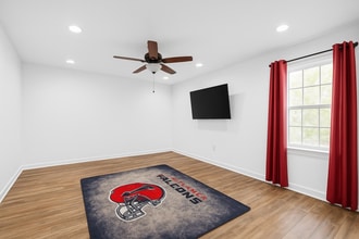 138 Limestone Way in Fredericksburg, VA - Foto de edificio - Building Photo