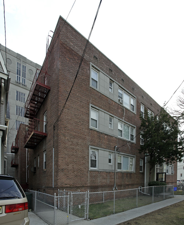 21-25 Van Reipen Ave in Jersey City, NJ - Foto de edificio