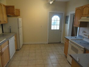 39 Bond St, Unit 3R in Somerville, MA - Foto de edificio - Building Photo
