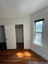 33 Hancock St, Unit 3 in Cambridge, MA - Building Photo - Building Photo