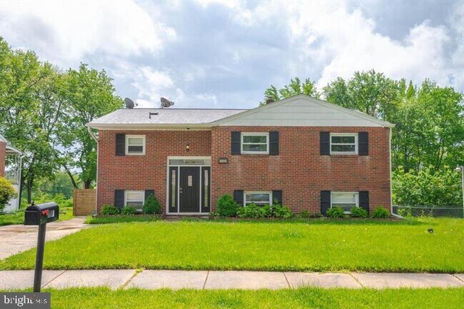 property at 5513 Daybreak Terrace