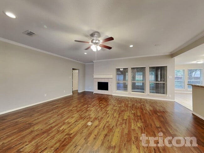 5004 Saddlehorn Dr in Arlington, TX - Building Photo - Building Photo