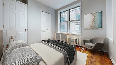 340 E 58th St in New York, NY - Building Photo - Building Photo