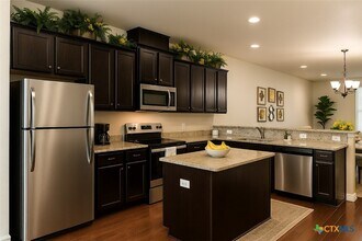1011 Tripp Ln in New Braunfels, TX - Building Photo - Building Photo