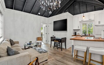 1017 SW 4th St in Fort Lauderdale, FL - Building Photo - Building Photo