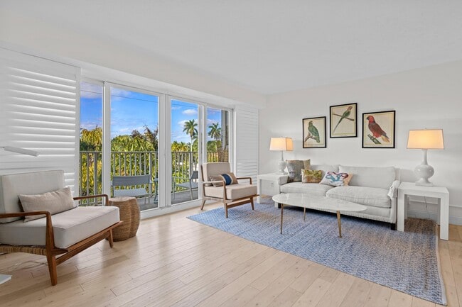 223 Atlantic Ave in Palm Beach, FL - Building Photo - Building Photo