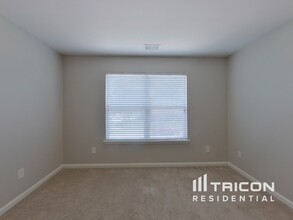 369 Drooping Leaf Rd in Lexington, SC - Building Photo - Building Photo