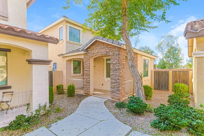 property at 3809 E Santa Fe Ln