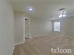 9821 Bayview Pkwy in Charlotte, NC - Building Photo - Building Photo