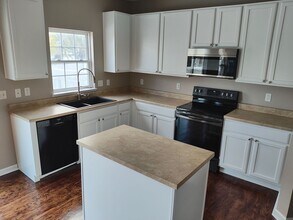 3595 Empire Dr in Beavercreek, OH - Building Photo - Building Photo