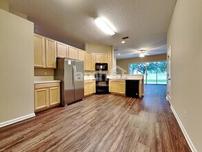 9426 Staplehurst Dr in Jacksonville, FL - Building Photo - Building Photo