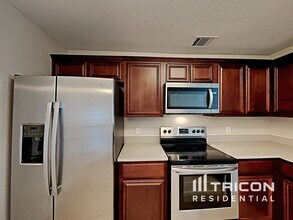 1414 Beacon Hill Dr in Midlothian, TX - Building Photo - Building Photo