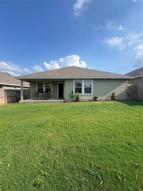 123 Barton Crk in Huntsville, TX - Building Photo - Building Photo
