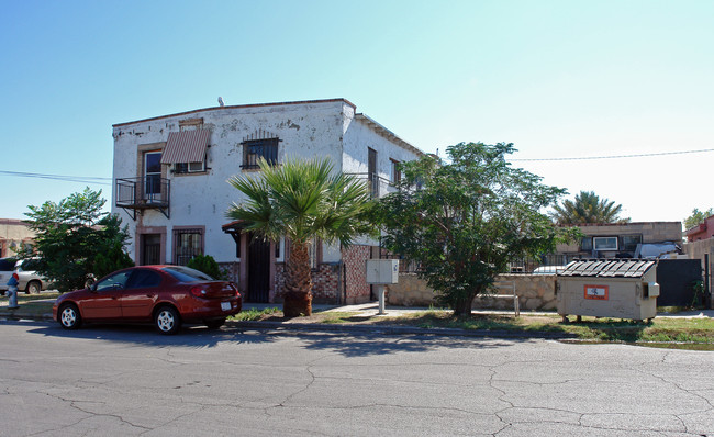 600 Raynor St in El Paso, TX - Foto de edificio - Building Photo