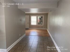 612 Grand Ave in Waukegan, IL - Building Photo - Building Photo