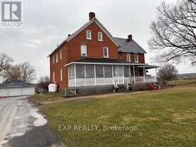 1125 Old Almonte Rd in Mississippi Mills, ON - Building Photo