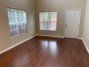 1545 Bentley Cir in Fort Walton Beach, FL - Building Photo - Building Photo
