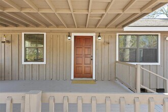 12101 Miller Cir in Conroe, TX - Building Photo - Building Photo