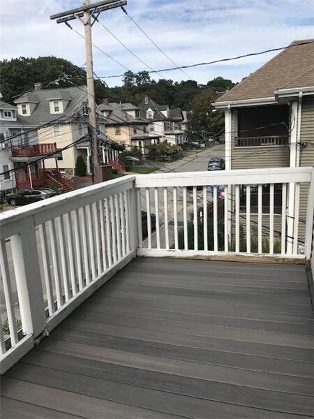 11 Banks St-Unit -2 in Waltham, MA - Building Photo