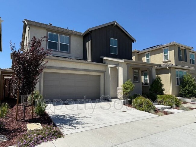 1724 Jade Pl in Tracy, CA - Building Photo - Building Photo