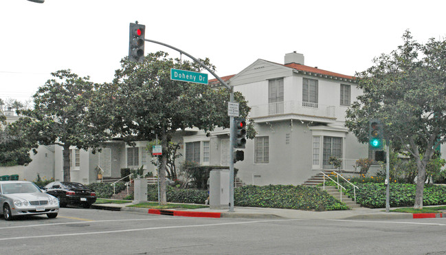 273 S Doheny Dr in Beverly Hills, CA - Building Photo - Building Photo