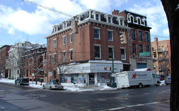 900 N Charles St in Baltimore, MD - Building Photo - Building Photo