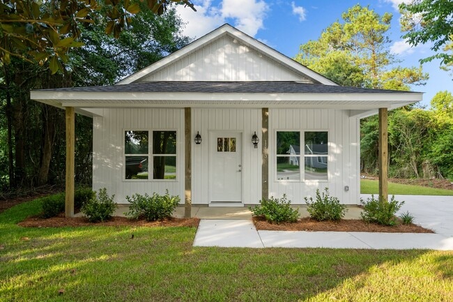property at 1435 Penderlea Hwy