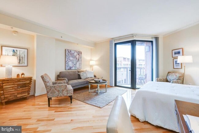 property at 631 D St NW