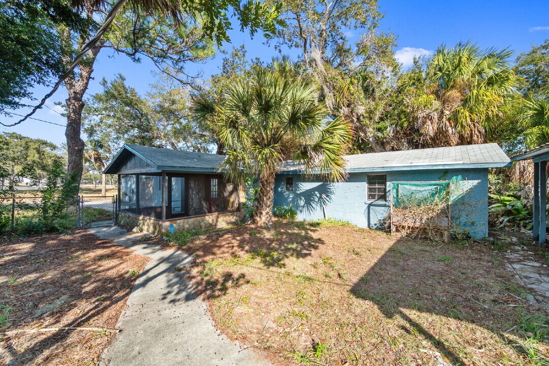 5803 Virginia Ave in New Port Richey, FL - Building Photo