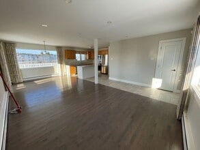 35 McLaughlin Crescent in Saint John, NB - Building Photo - Building Photo