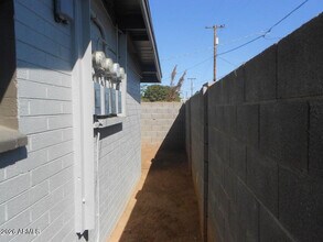 1623 E Pinchot Ave in Phoenix, AZ - Building Photo - Building Photo